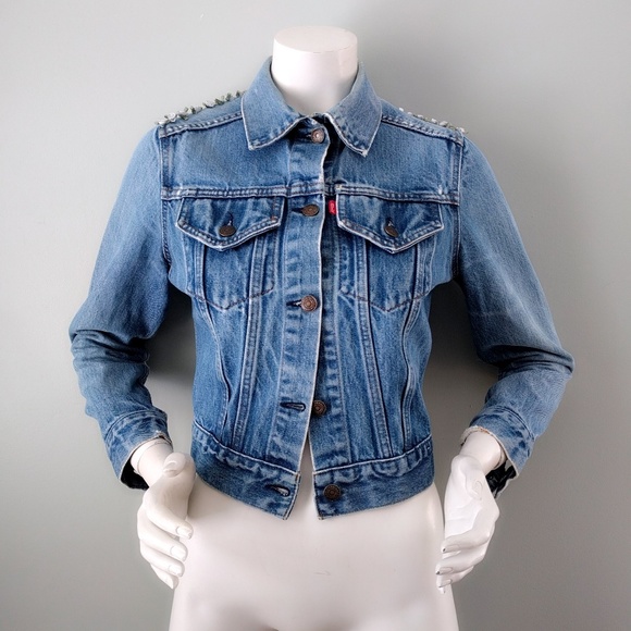 Vtg Levis Embroidered Rose Trim Jean Denim Jacket - Picture 1 of 7